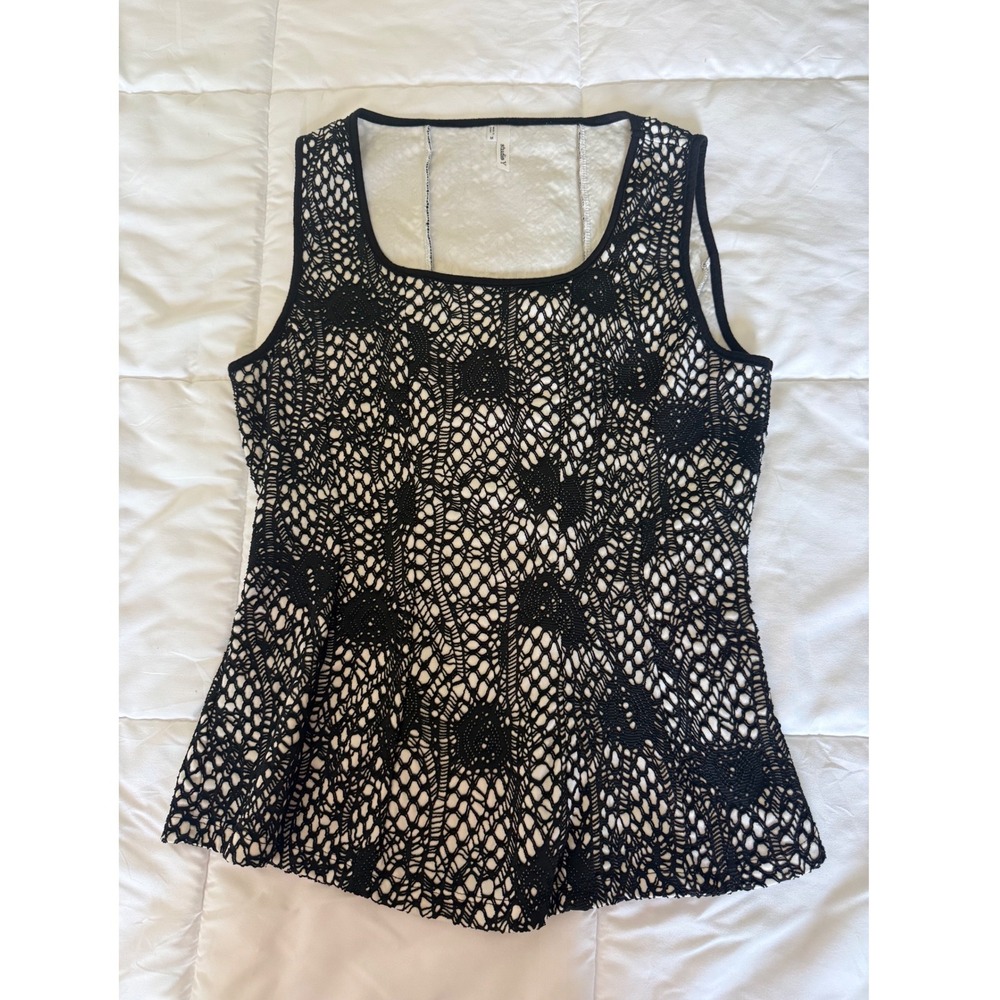 Studio Y Crochet Lace Tank Top Womens Size M Black White Excellent Sleeveless